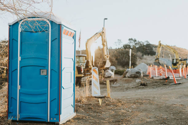 Best Portable restroom trailer rental  in Newport, WA